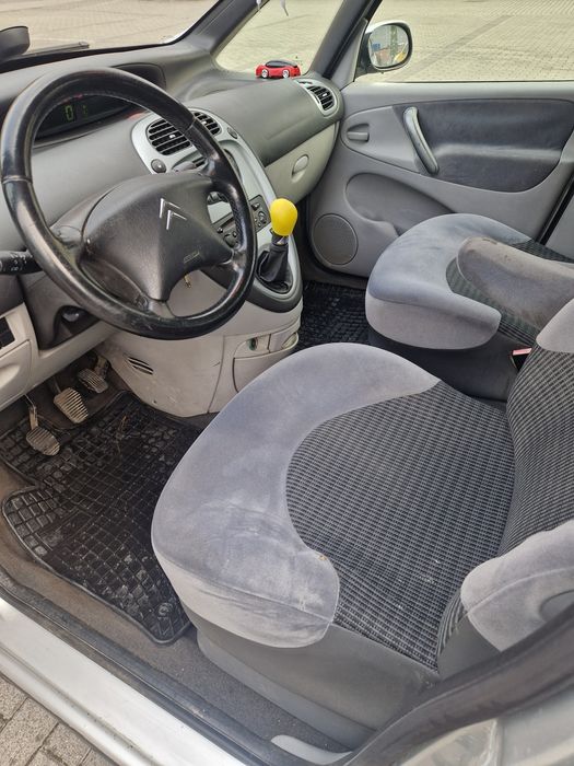 Citroën Xsara Picasso 2009r. 1.6-benzyna