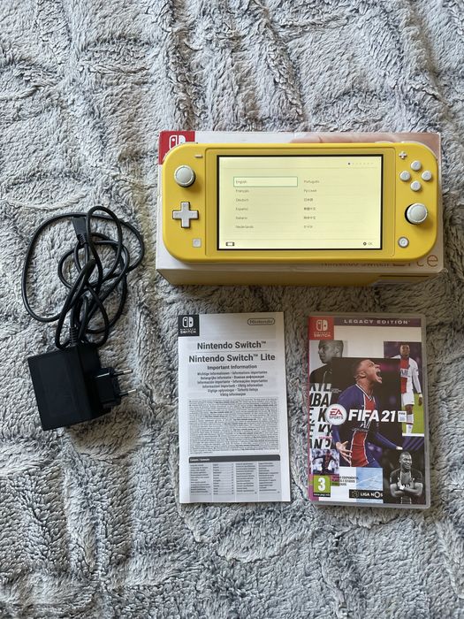 Switch Lite Completa + Jogo