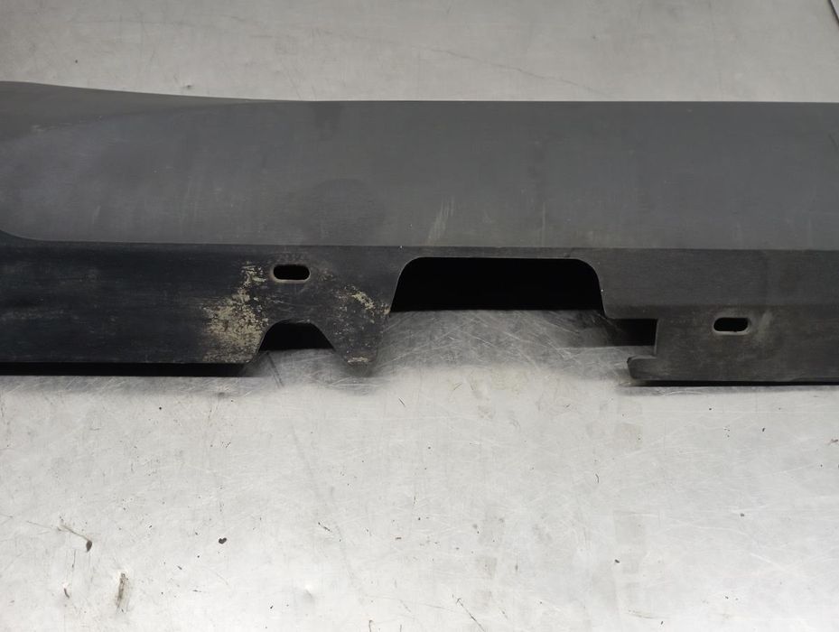 Embaladeira direita BMW X1 (E84)