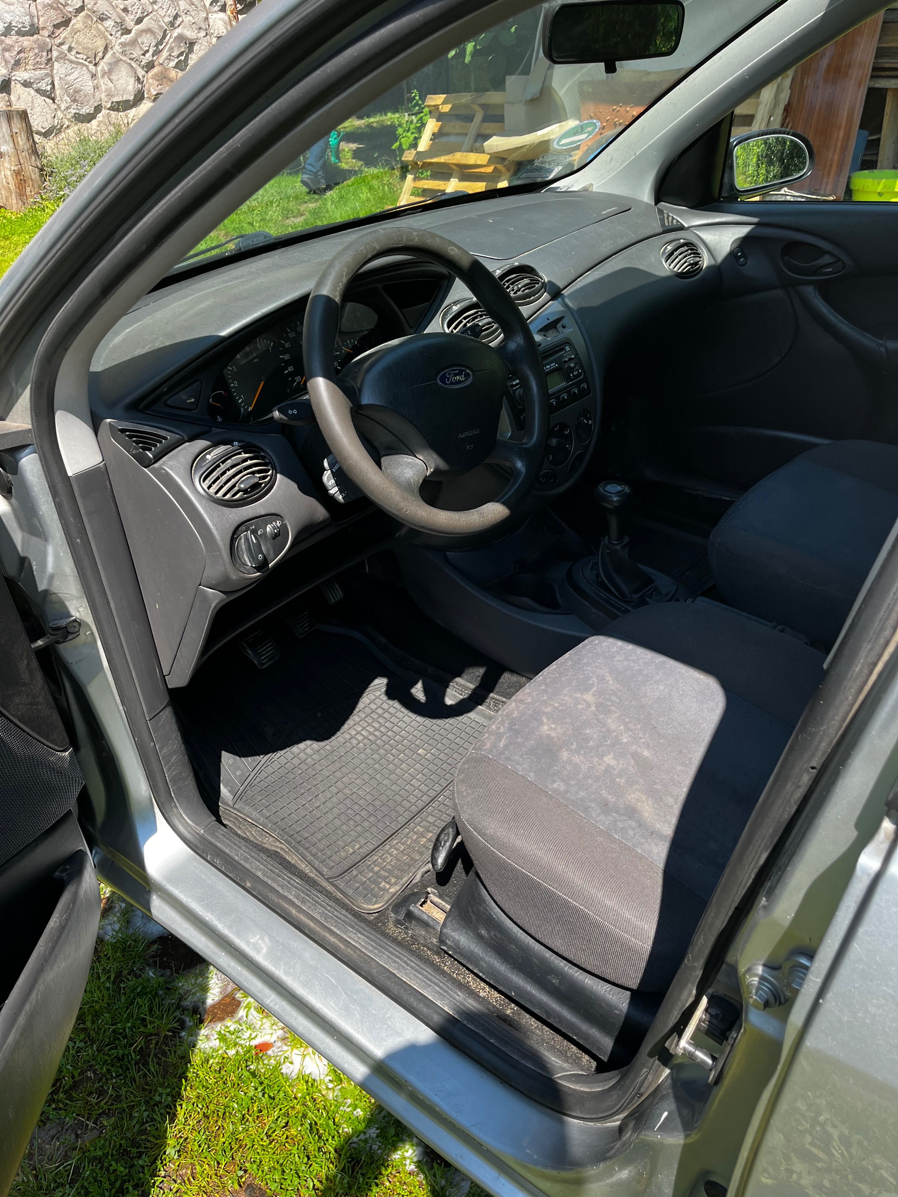 Ford focus 1.6 benzyna kombi 2004