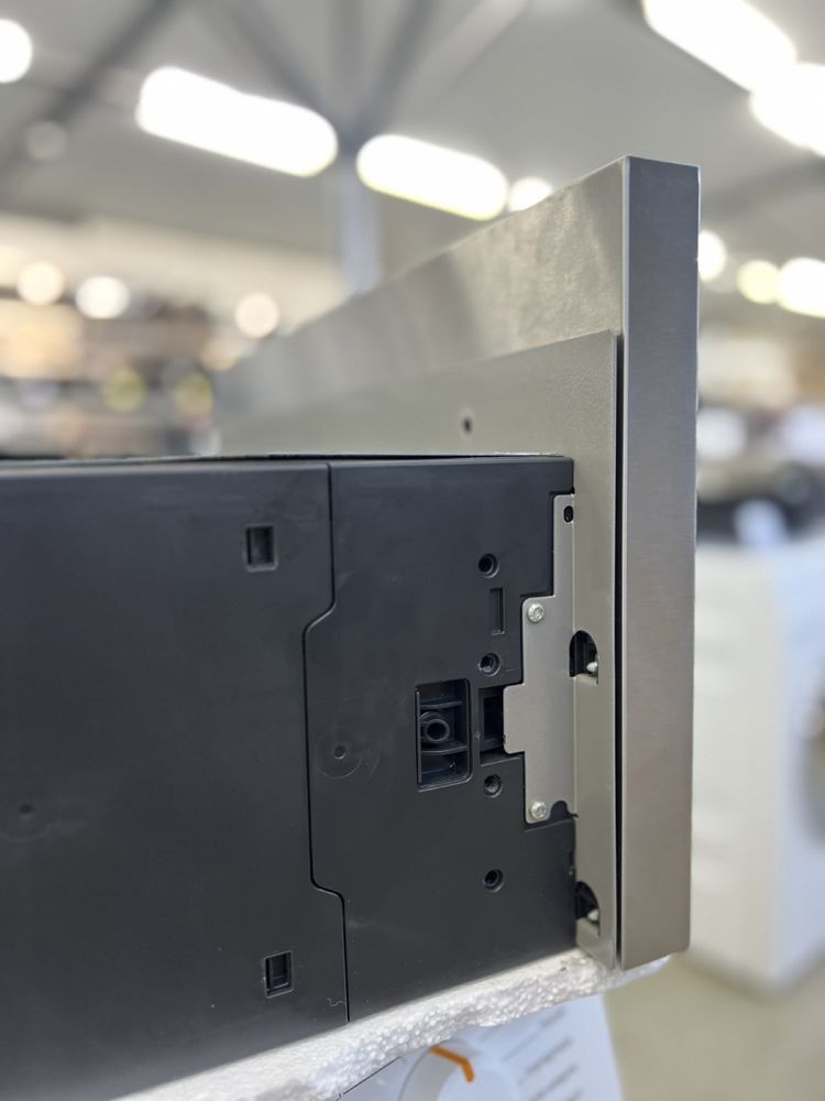 Витяжка Miele DAS 4620