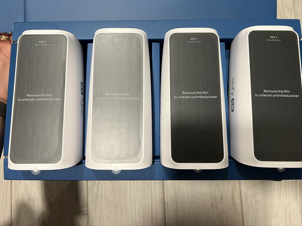 Zestaw kamer zewnętrznych,kamera Eufycam S3 Pro 4szt + stacja bazowa