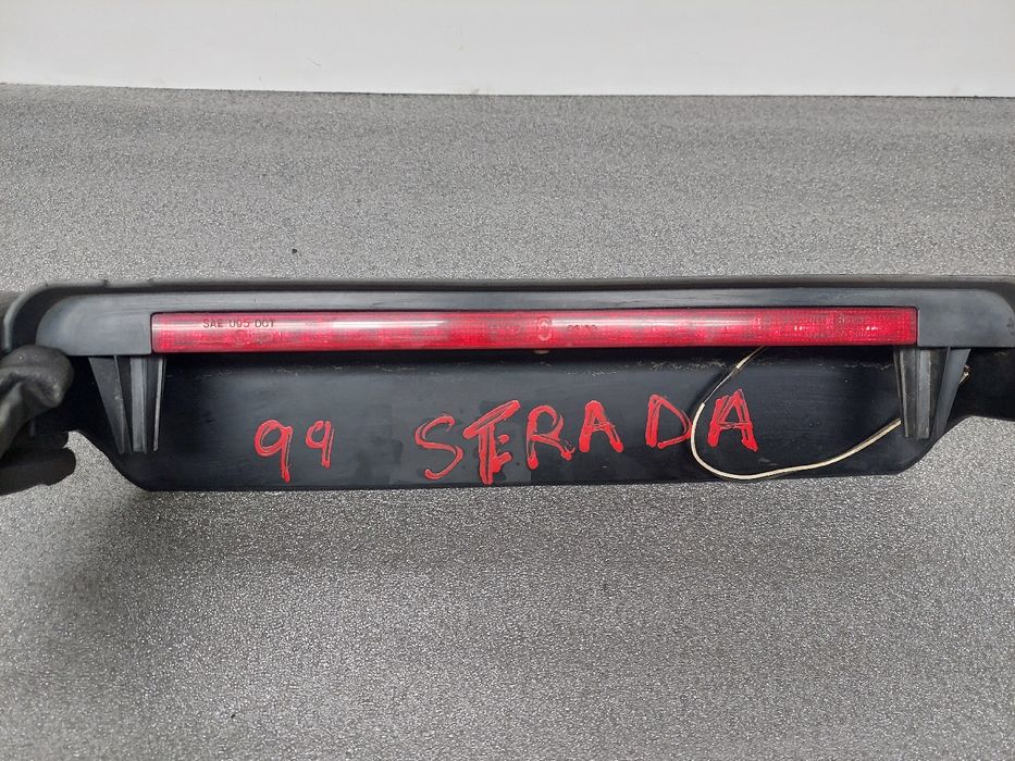 Luz stop adicional / 3º stop FIAT Strada Pick Up (178_, 278_)