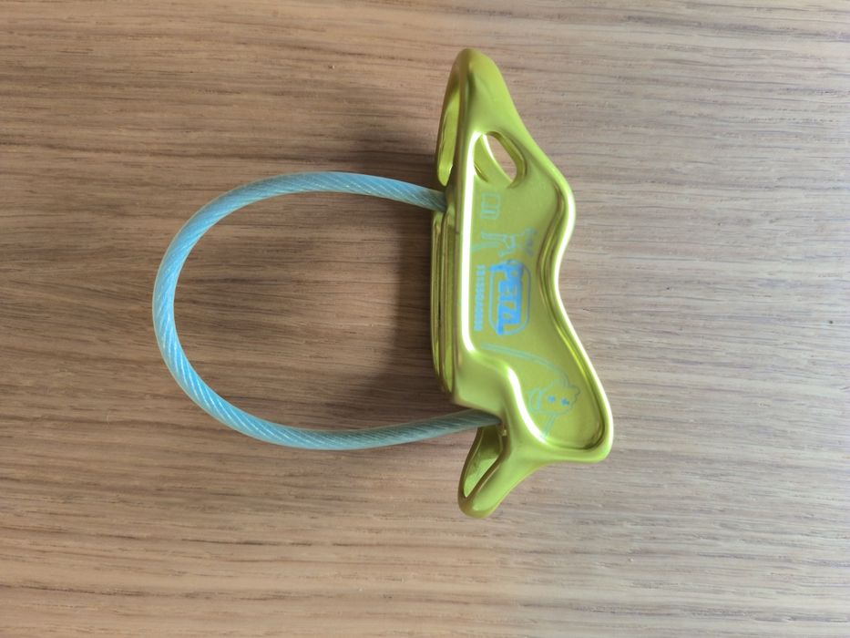 Petzl Reverso 4 escalada