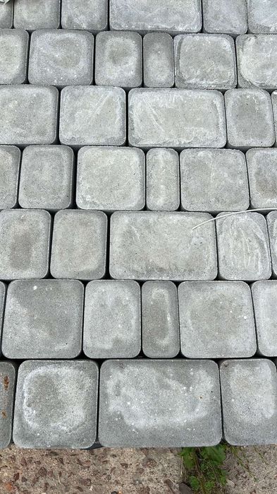 Шлакоблок бетонний, плитка тротуарна. Напівблок . Доставка