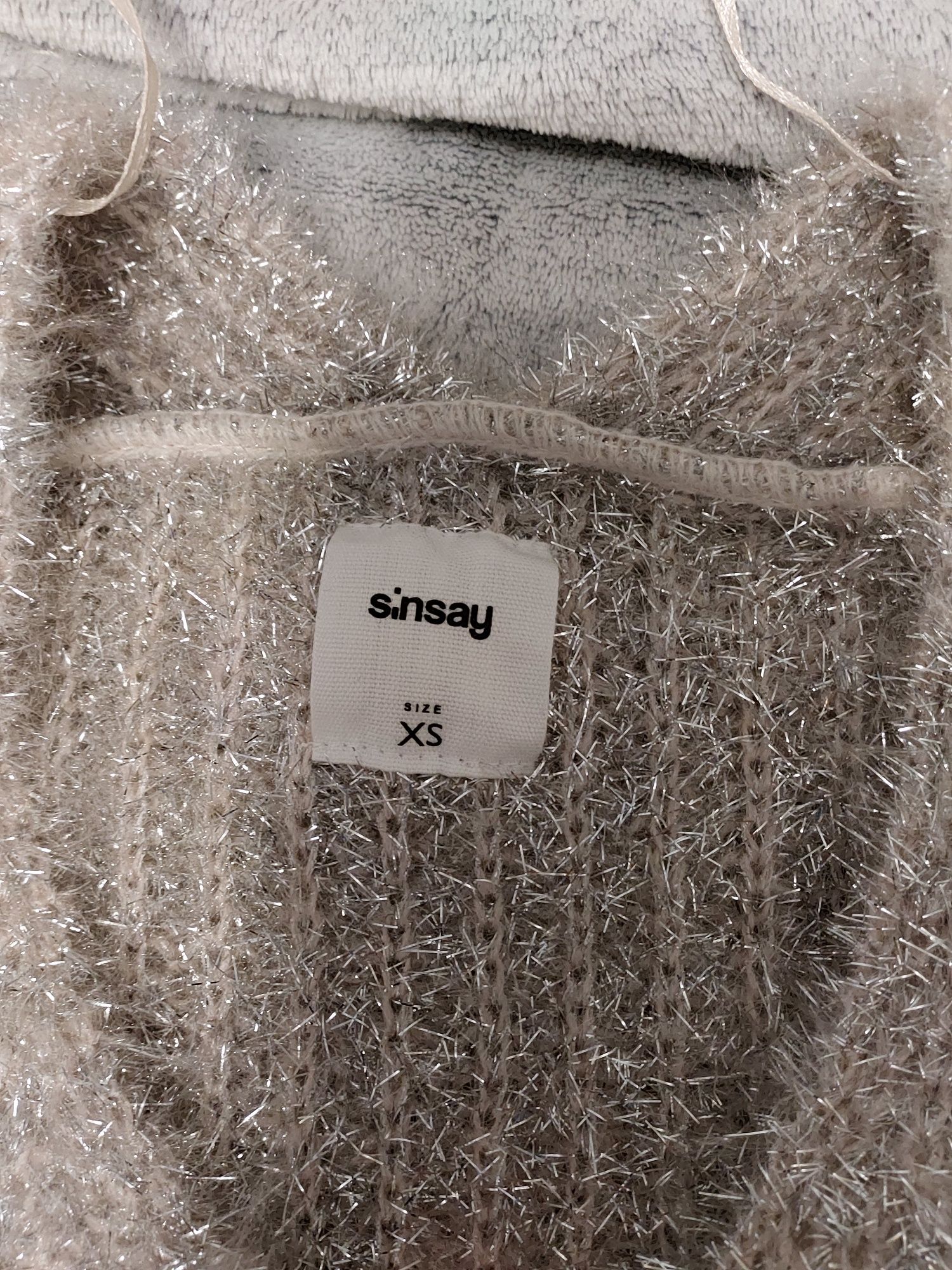 Sweterek marki Sinsay