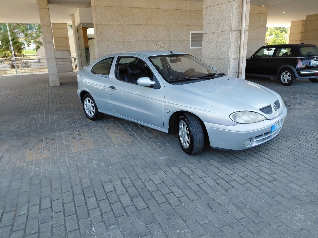 Renault megane coupé 1.4 16v