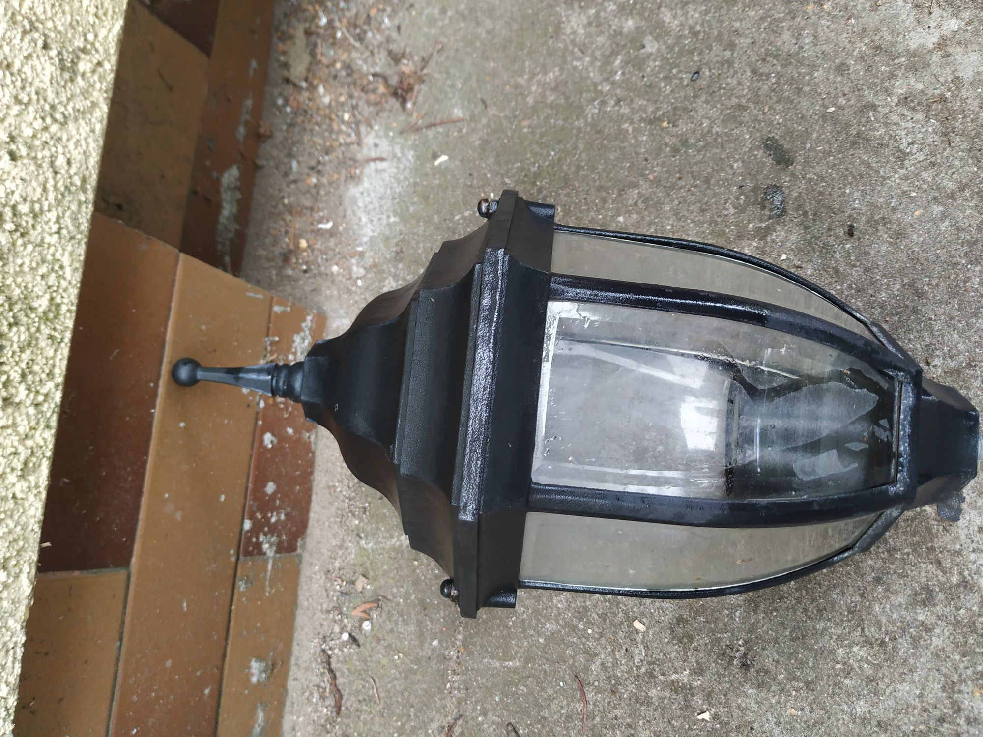 Lampa ozdobna ogrodowa