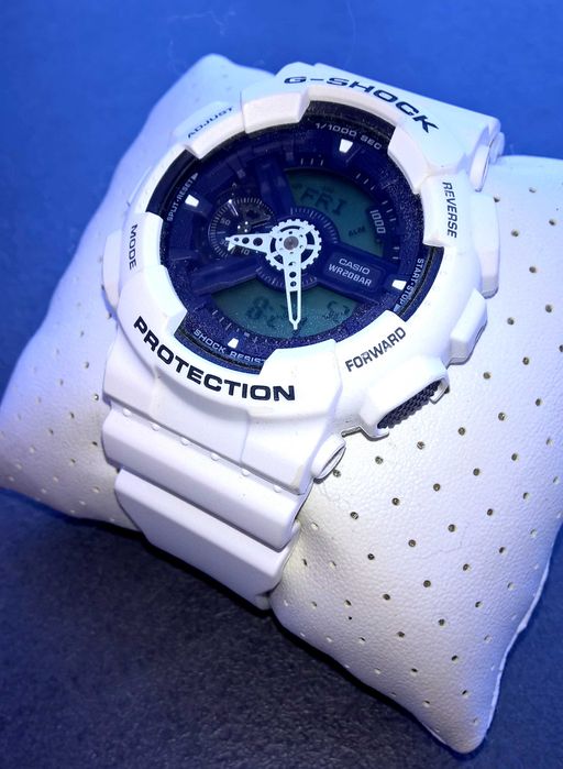 CASIO G SHOCK GA 110  biały oryginalny idealny stan