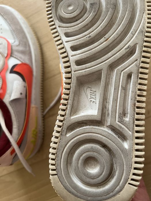 Кросівкі оригінільні Nike жіночі
