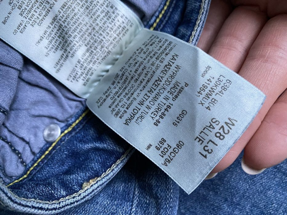 Lee jeans Sallie W28 L31