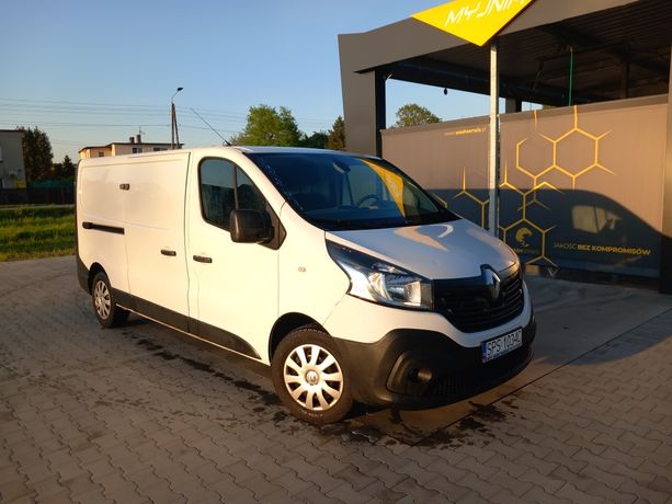 Renault trafic long