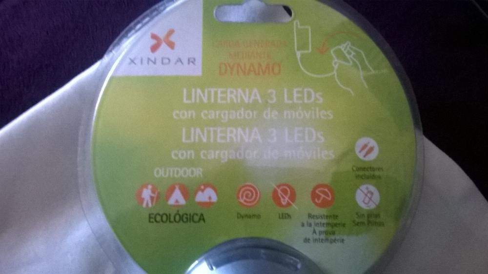 RESERVado Lanterna a dínamo c/ 3 leds estado rigorosamente NOVO ainda