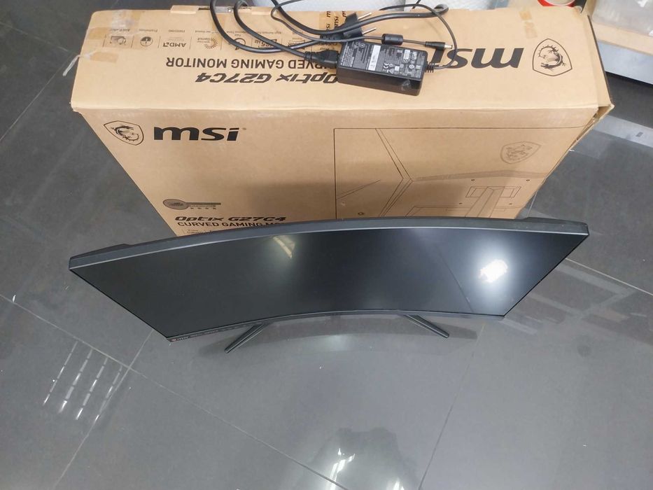 monitor komputerowy LCD MSI G27C4 27 " 1920 X 1080 PX VA komplet