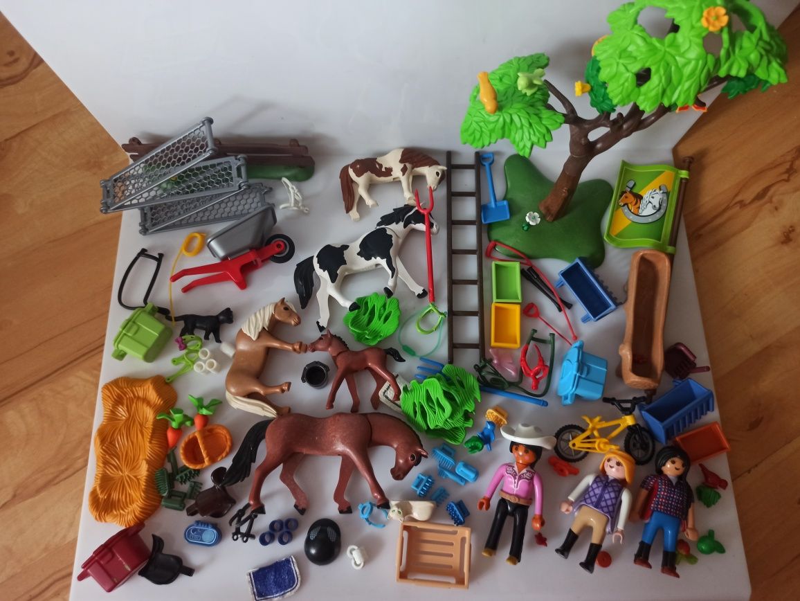Zestaw Playmobil country stajnia ośrodek jeździecki koński hotel dom