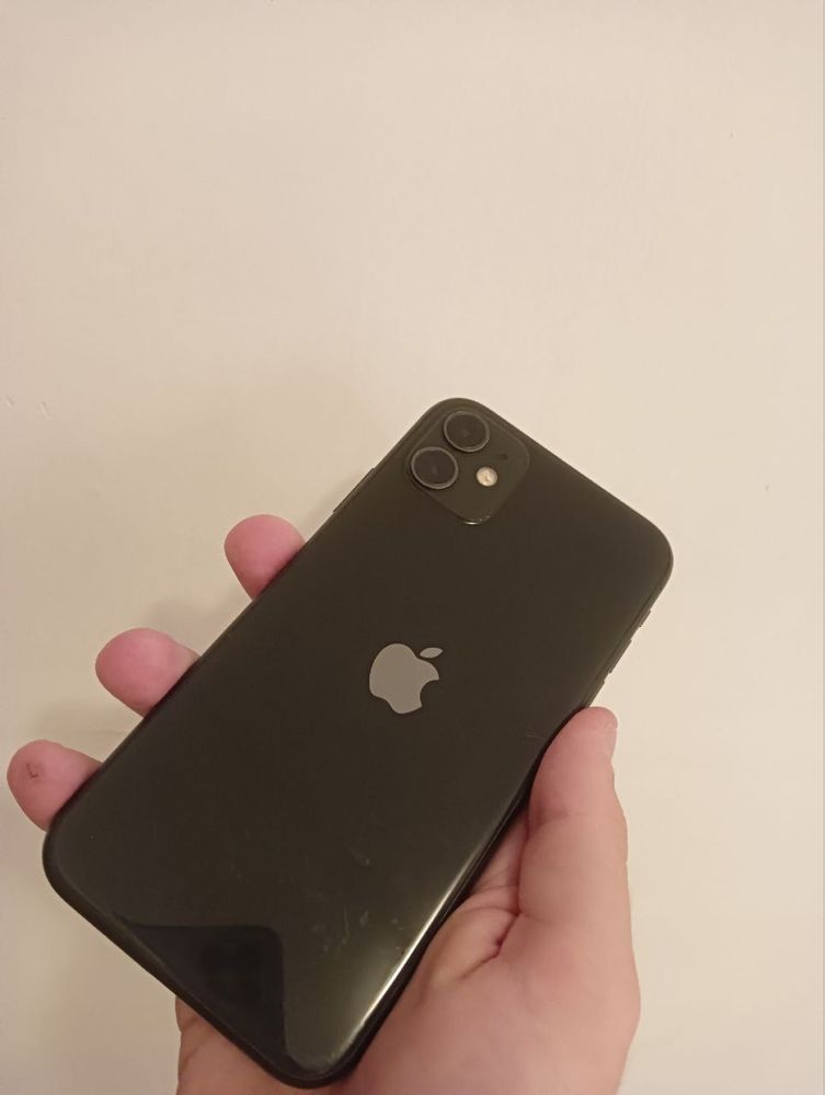 iPhone 11 256 GB 100% pojemności
