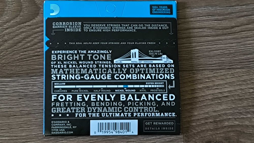 Fender Squier Sonic Stratocaster HT MN Arctic White + M-Audio M-Track