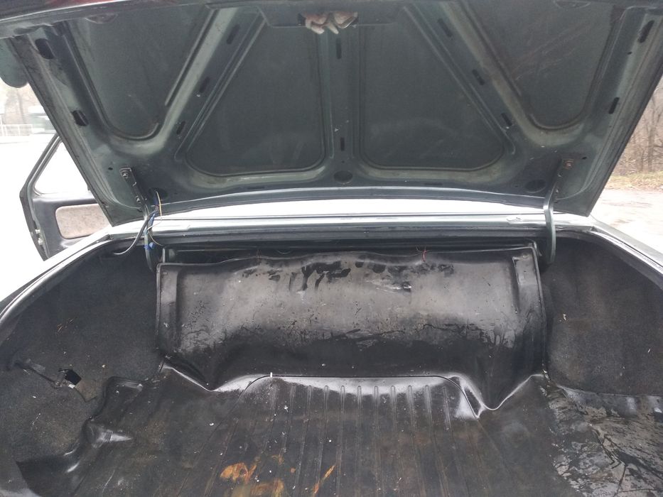 ГАЗ 3110 Волга 2004г ЗМЗ 406 газ- бензин