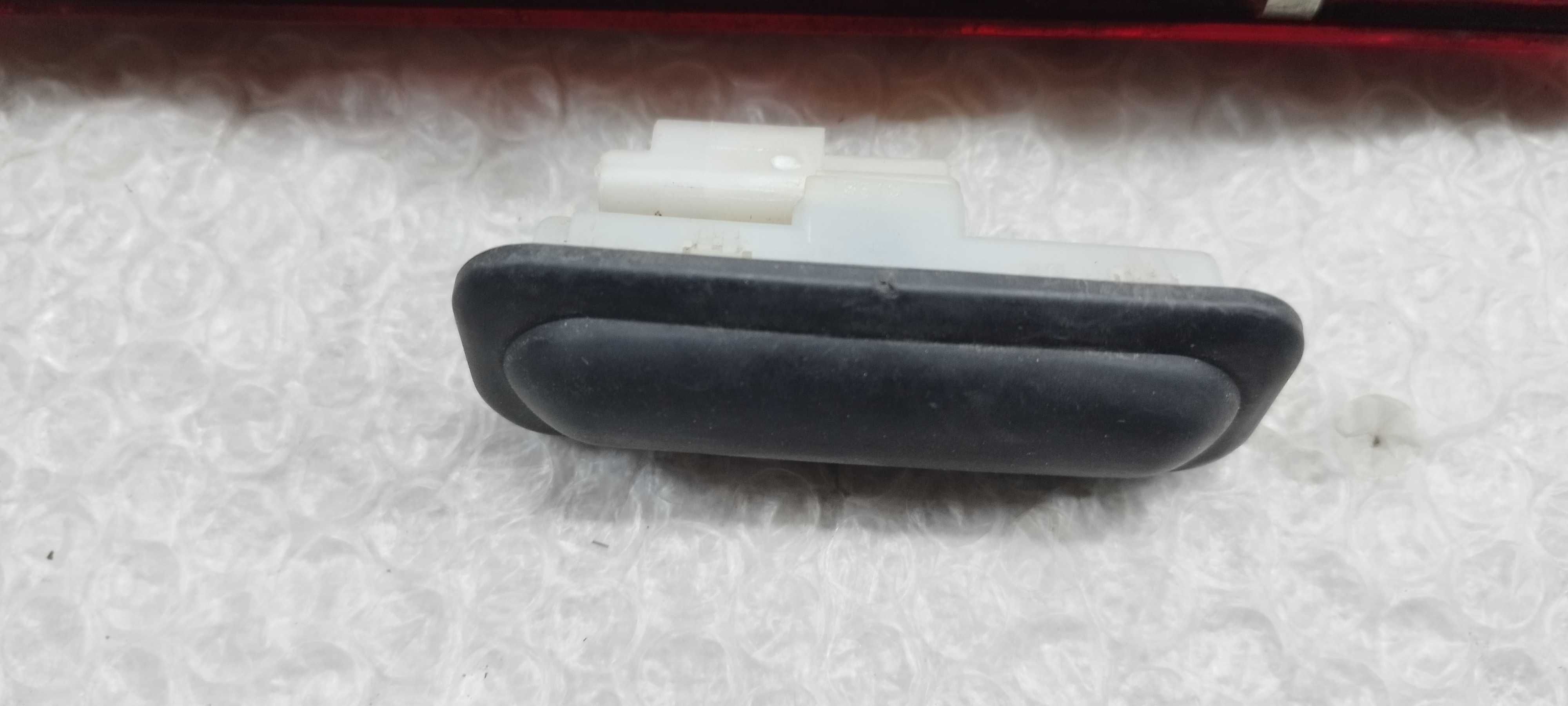 Lampy tylne silnik wycieraczek Citroen C3