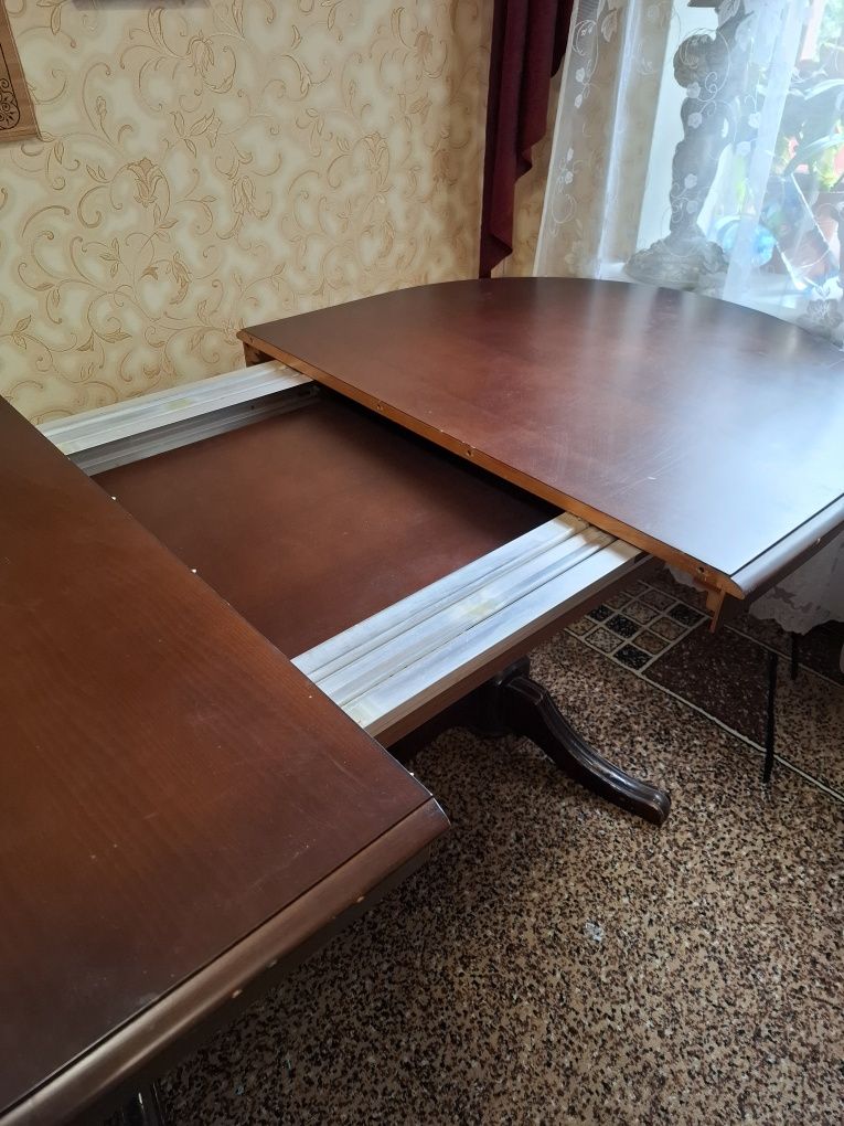 Продам стол  раскладной
