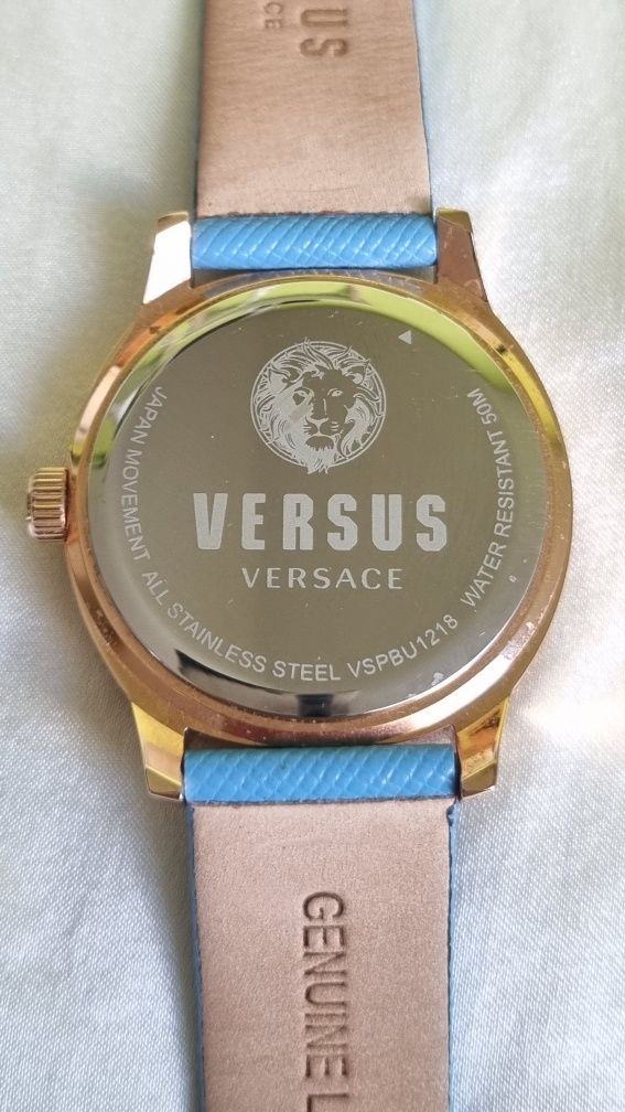 Niebieski zegarek Versus Versace