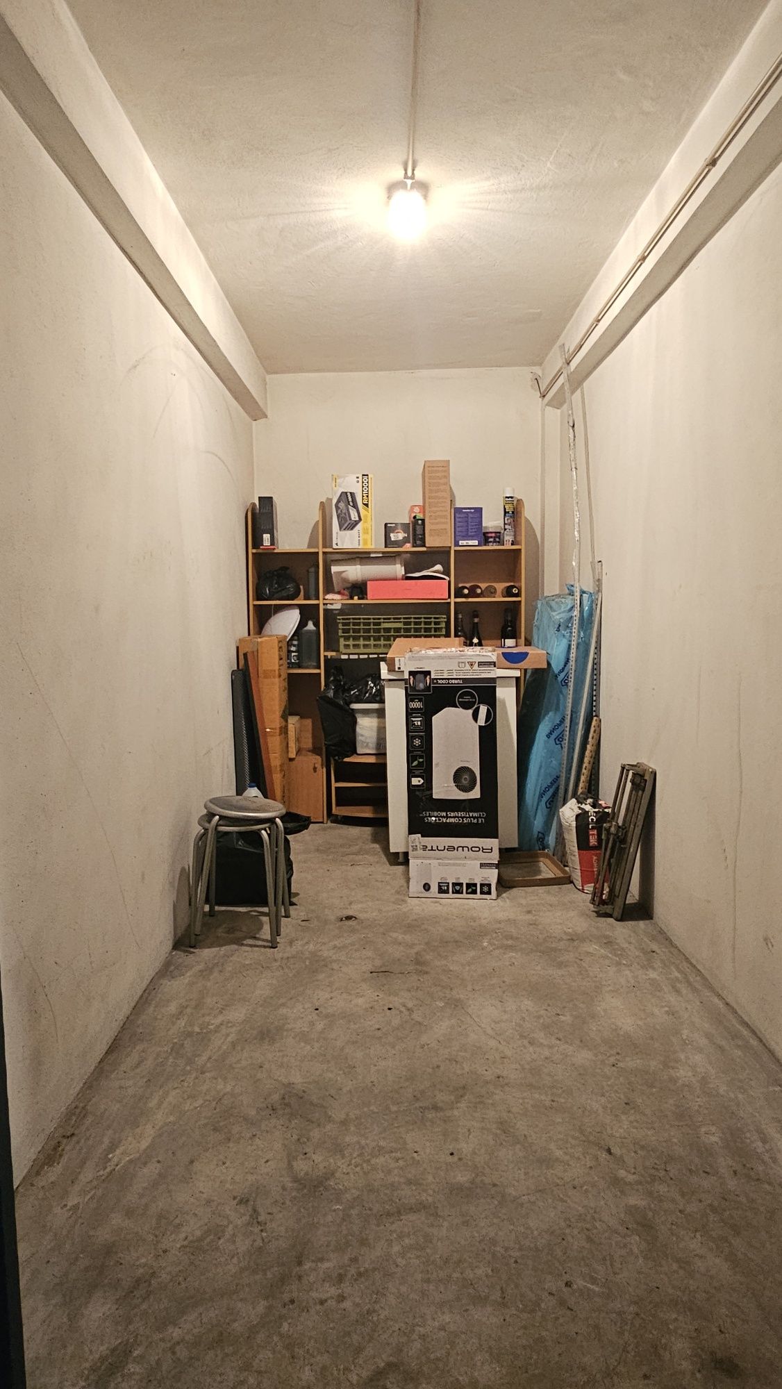 Garagem fechada 47m2 -