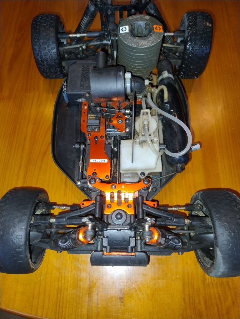 Carro RC escala 1/8