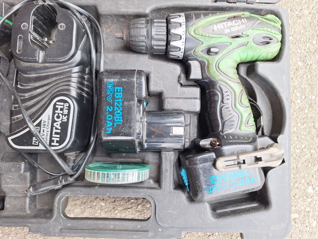 Wkrętarka akumulatorowa hitachi 12V