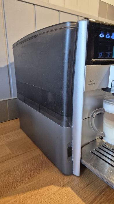 Ekspres do kawy Siemens EQ.6 EQ6 PL