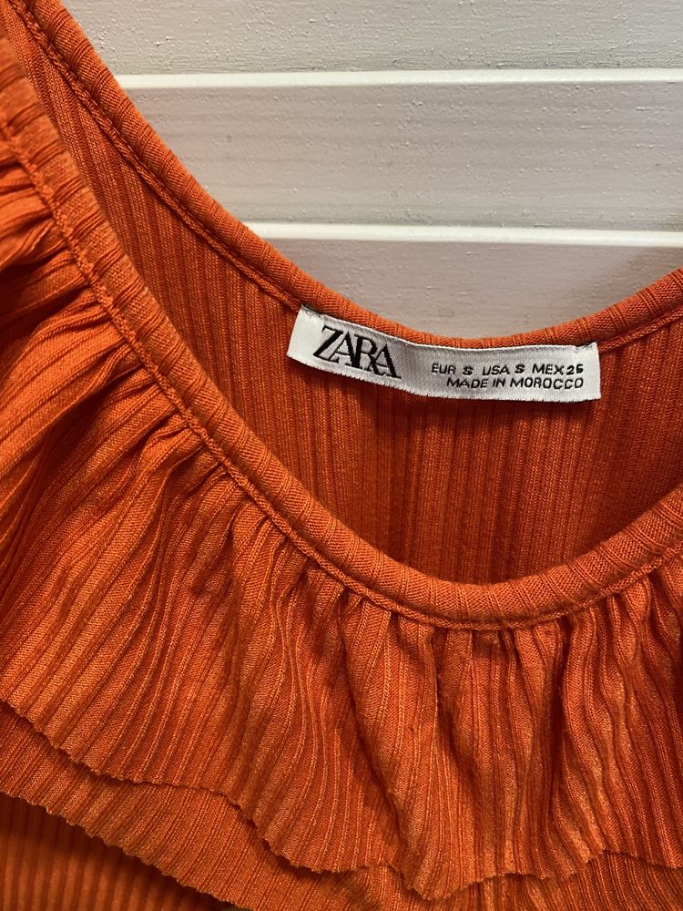 Оранжевое платье Zara, размер С/М