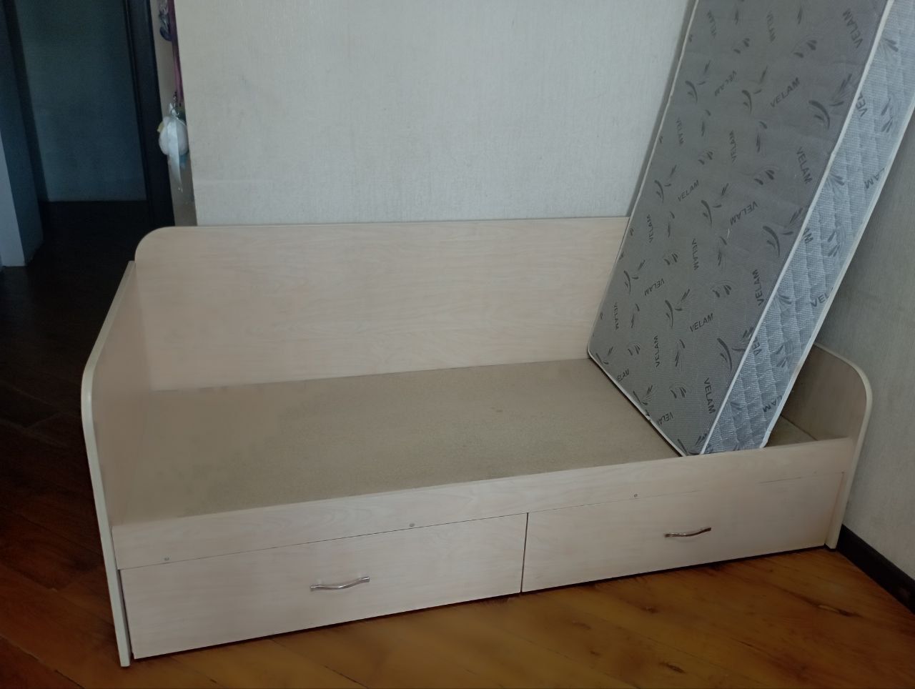 Односпальне ліжко 195x85