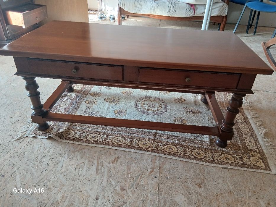 MESA DE CENTRO em Cerejeira