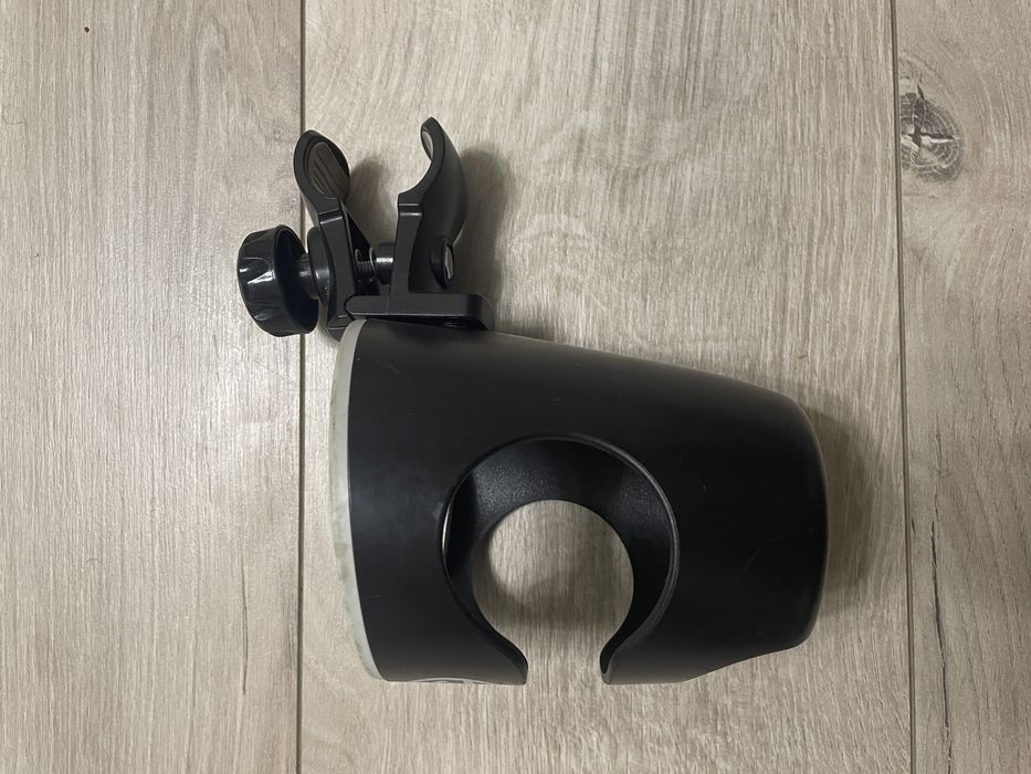 Підстаканник для коляски