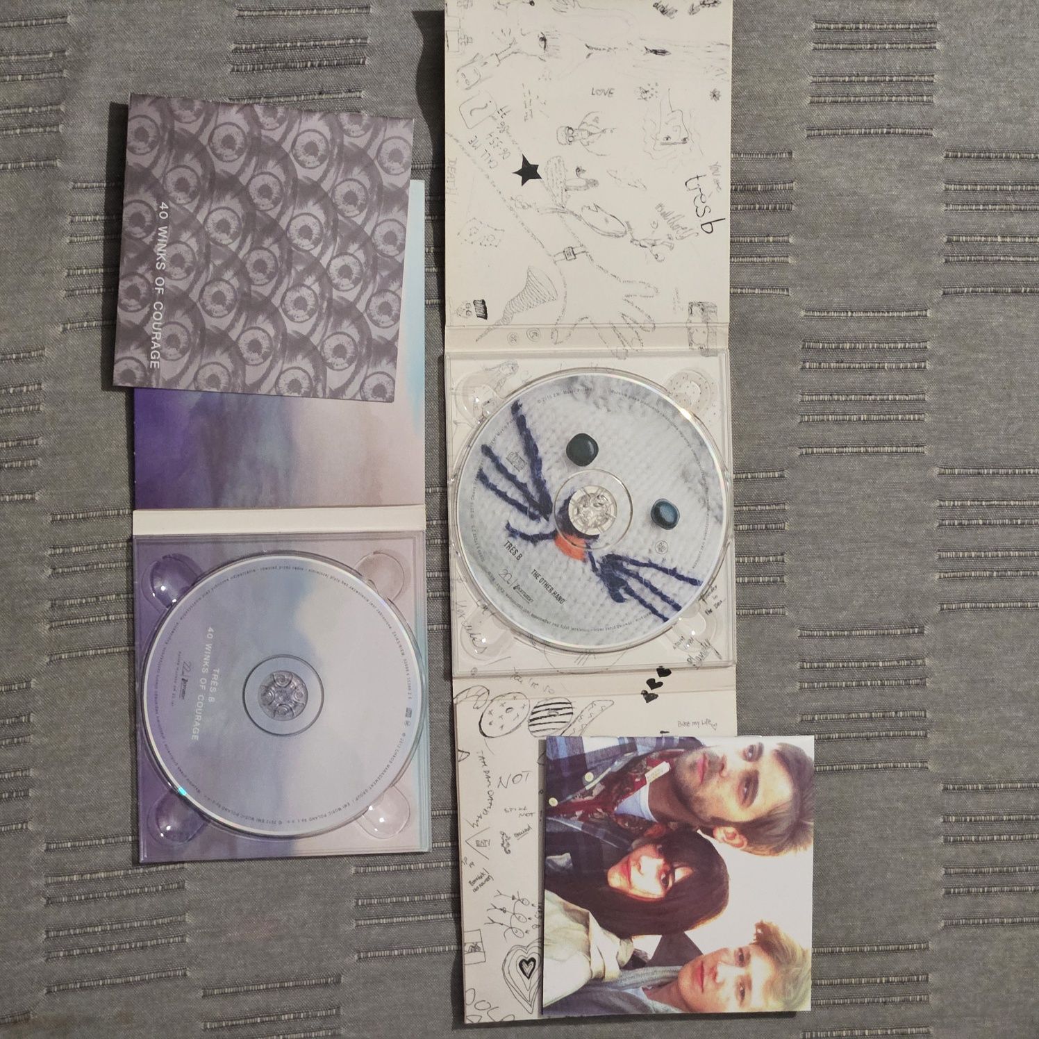 Tres. B 2 albumy