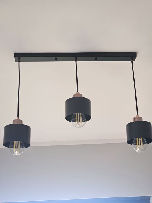 Zestaw lamp sufitowych i kinkiet