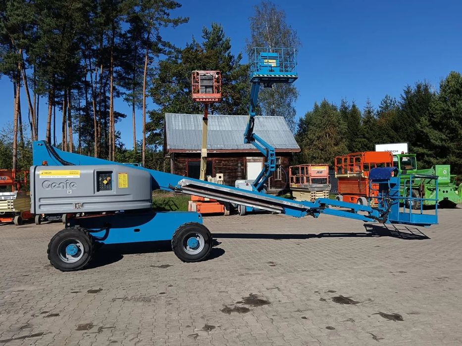 Genie S-45  Genie S-45