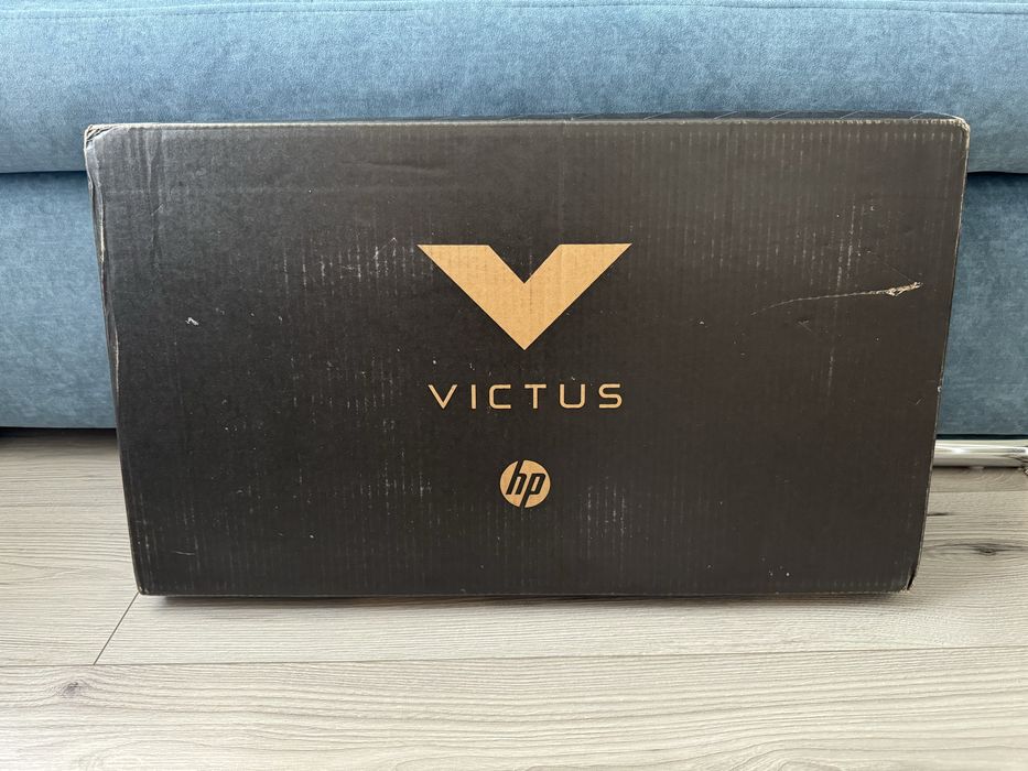 Ноутбук HP Victus AMD ryzen 7 RTX4060