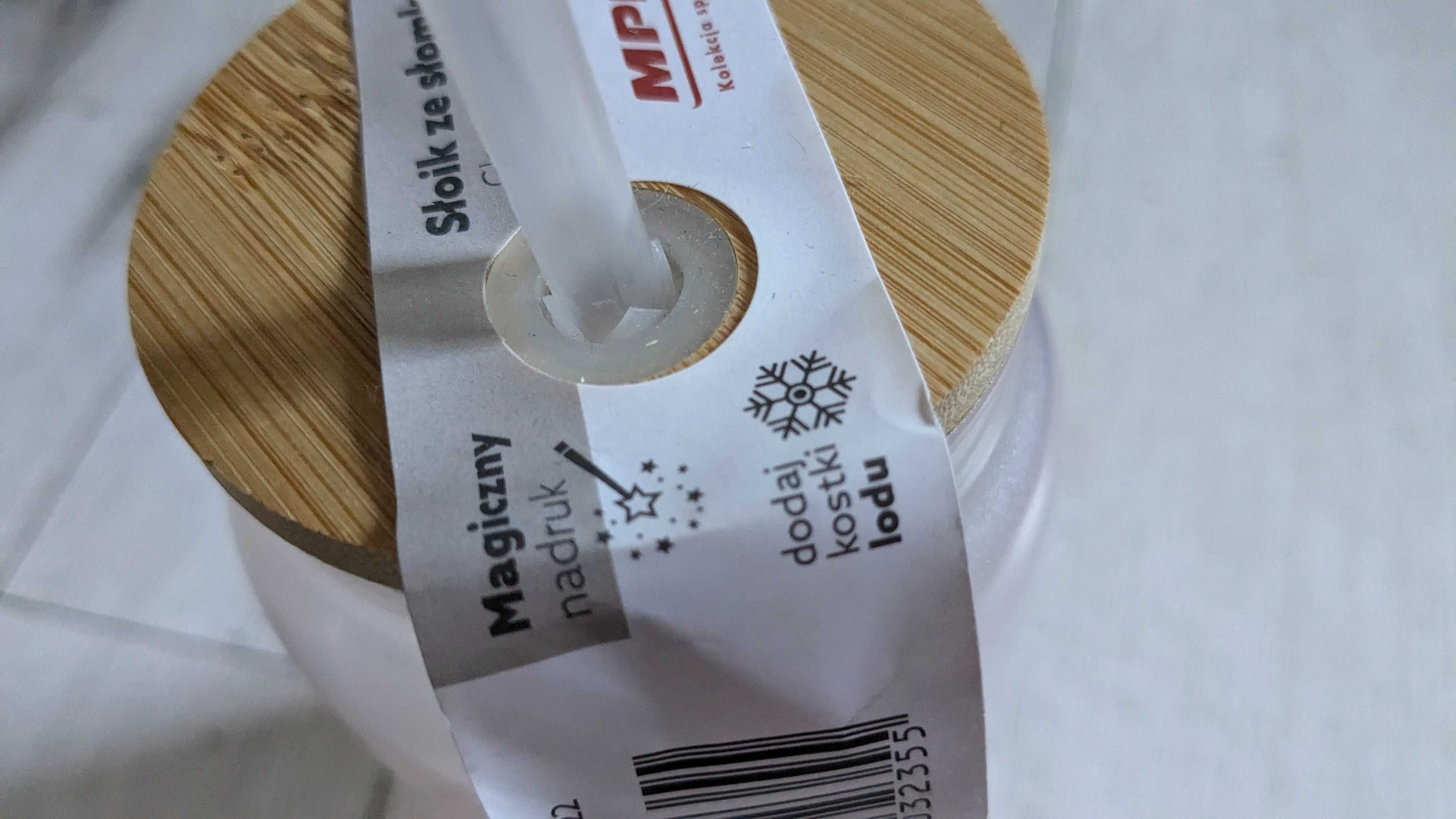 Szklanka że słomką magiczna dla dzieci 3 szt. NOWE