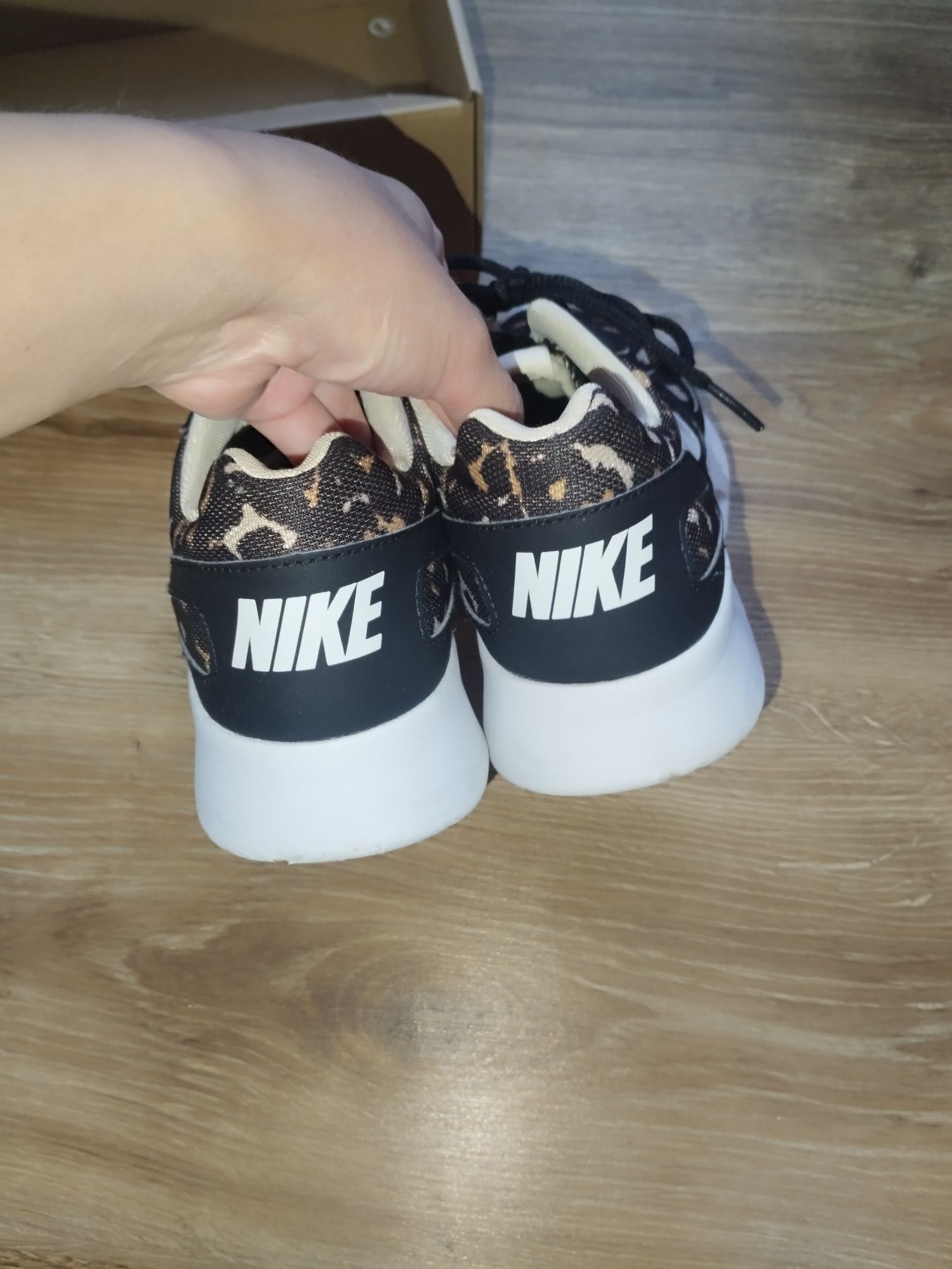 Жіночі кросівки Nike Kaishi оригінал 38р