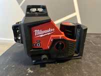 Milwaukee m12 3PL laser krzyzowy