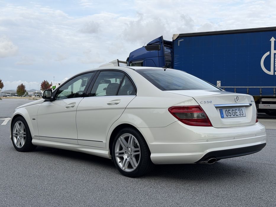 Mercedes Benz C 220 CDI AMG 175mil kms Nacional