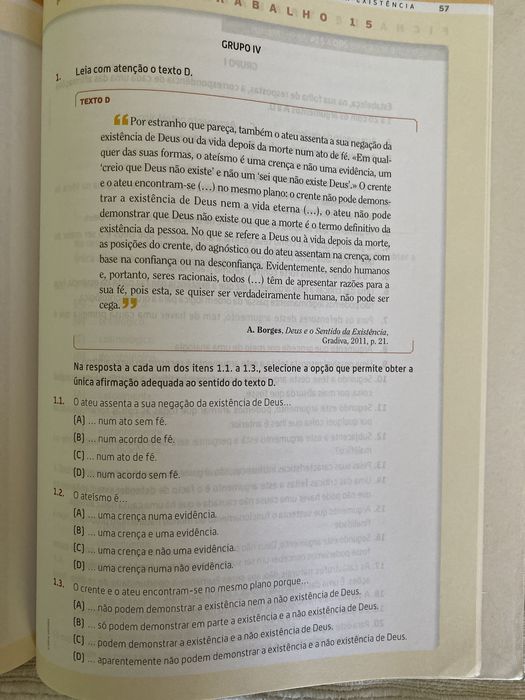 Caderno de Atividades “Clube das Ideias” Filosofia 10.° Ano - Areal E.
