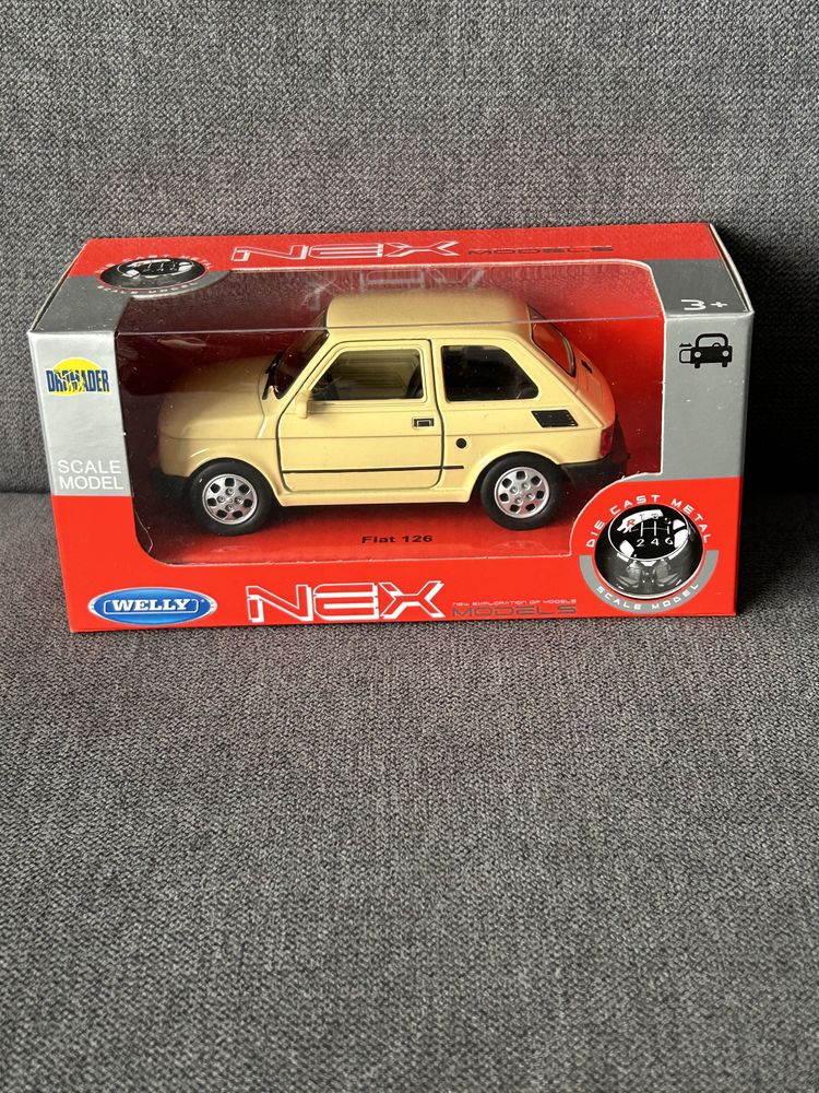 Fiat 126 p welly kremowy