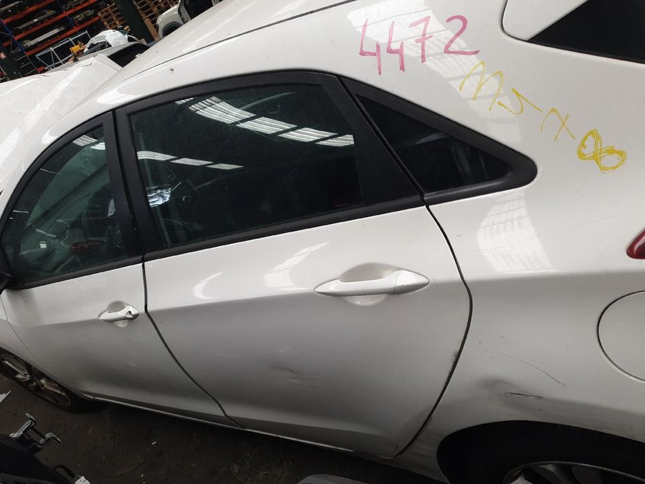 Porta trás esquerda HYUNDAI i30 (GD)