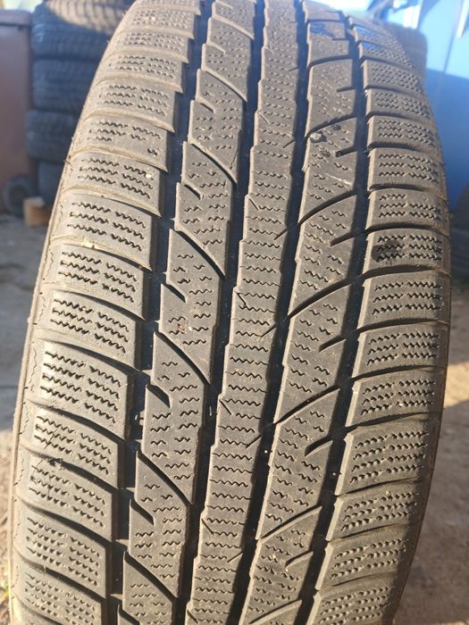 Opona zimowa 195/55/16