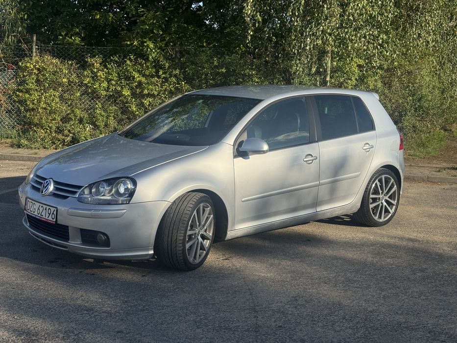 Volkswagen Golf Individual 2.0 TDI DSG/radio Android/alu/czujniki PDC