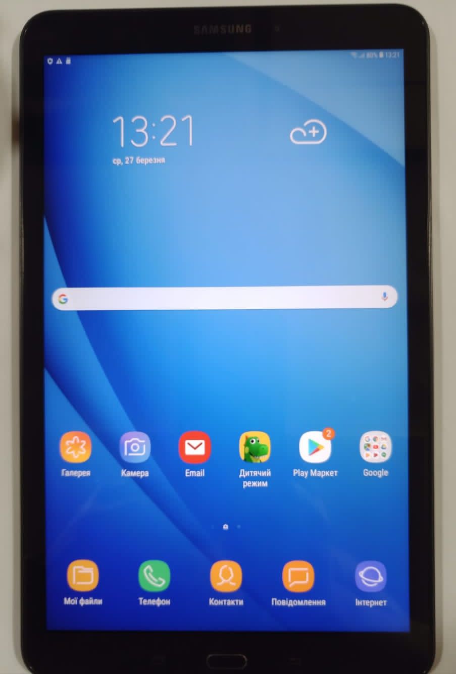 Планшет Samsung SM-T585, 16 Гб, слотом під сім-карту