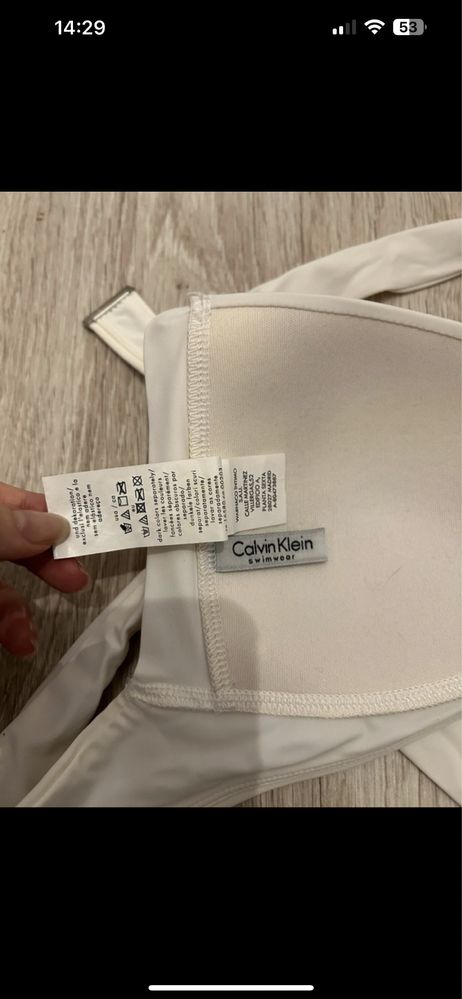 Góra od stroju kąpielowego Calvin Klein 34B