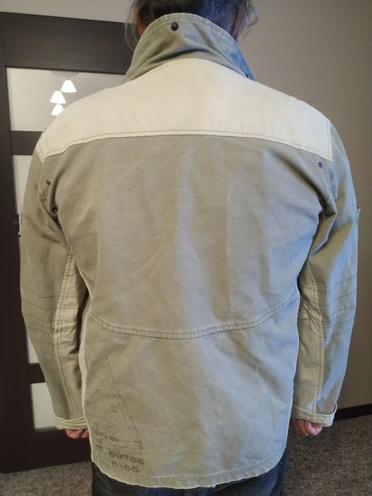 Sprzedam kurtkę typu militarnego