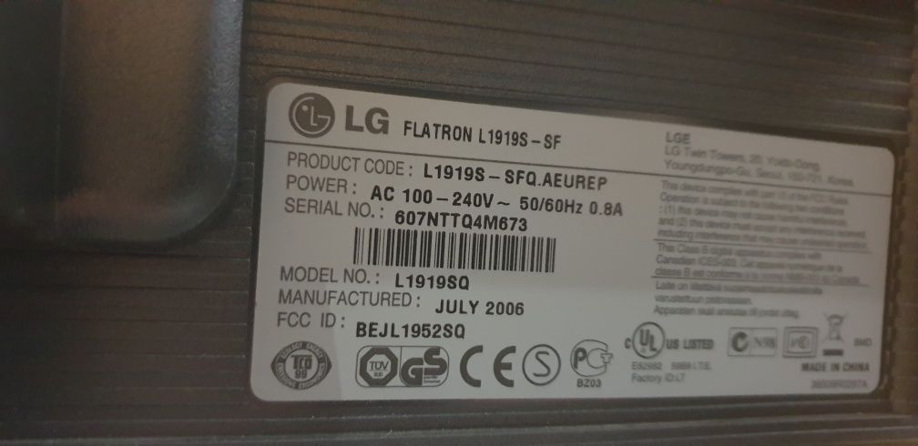 Monitor komputerowy LG L1919s